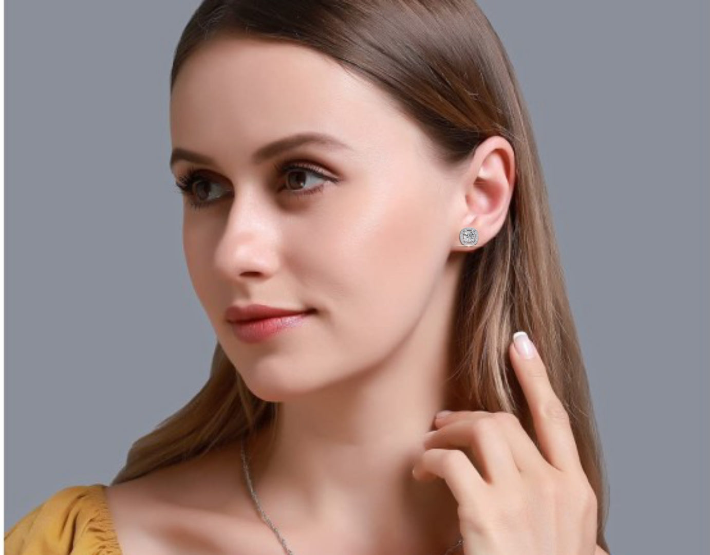 Donatella Solitaire Earring